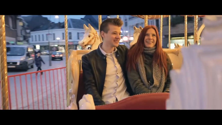 Axizz - United As One (Official Music Video) смотреть онлайн