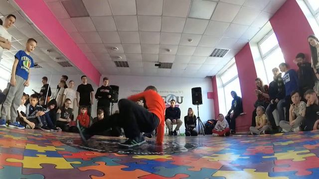 Лихачев Кирилл vs Ефименко Ярослав (baby 1/8) смотреть онлайн