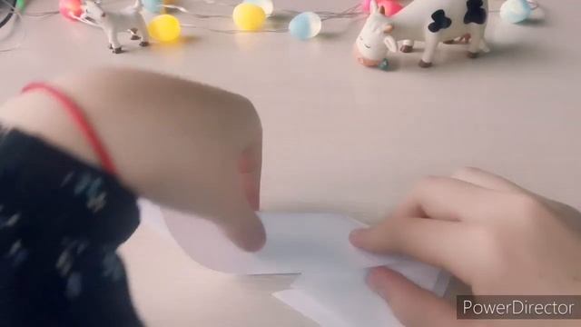 Антистресс оригами из белой бумаги Lisa GL смотреть онлайн