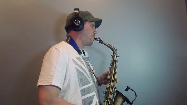 SOMETHING JUST LIKE THIS - THE CHAINSMOKERS & COLDPLAY - SAX SOLO смотреть онлайн