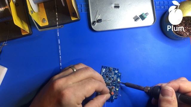 Assembling EuroScope MK2 Part 2 - DSO150 Analog Board смотреть онлайн