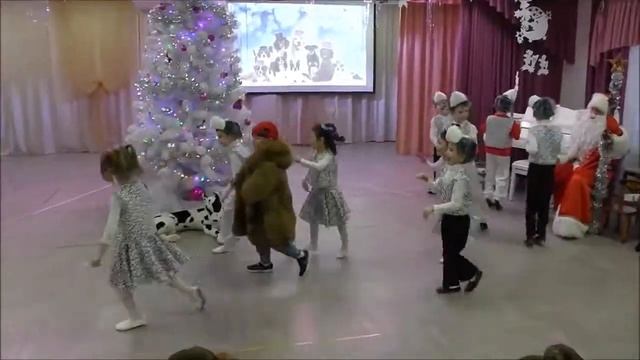 НОВОГОДНИЙ утренник - ПОЧЕМУЧКИ - д/с 484 г. Новосибирск смотреть онлайн