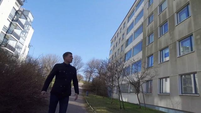 Как выглядит обычная лоджия в Финляндии? Безрамное остекление  Lumon