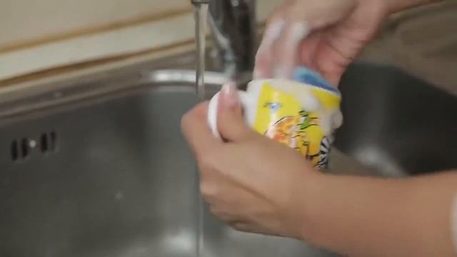 Каким средством мыть фрукты, а каким детские бутылочки? смотреть онлайн