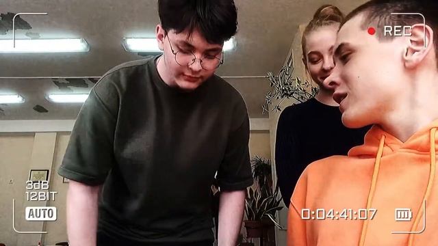 Школьные Влоги ч.1??♀ Похищение канала?/ Постановка танца?/ Поход на выставку? смотреть онлайн