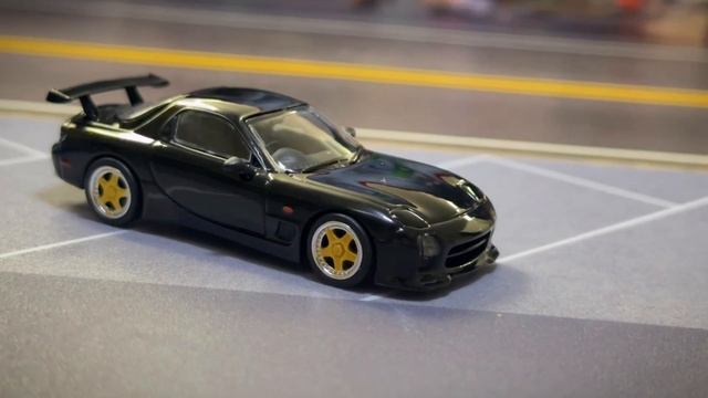 Tarmac Works Mazda RX-7 FD3S | Pandem Mazda RX-7 FC3S Toyo Tires смотреть онлайн