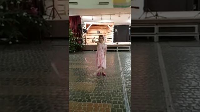 Танец Ельзы , Frozen Tanz, танец с лентой смотреть онлайн