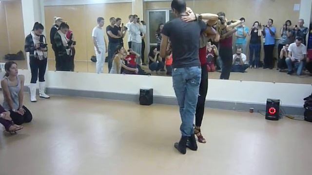 Hugo Moura & Leka Lenko - Kizomba advanced смотреть онлайн