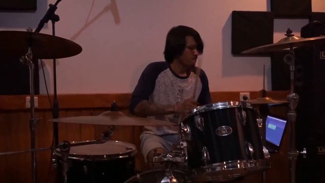ONLINE SONGS - Blink182 (Drum Cover) смотреть онлайн