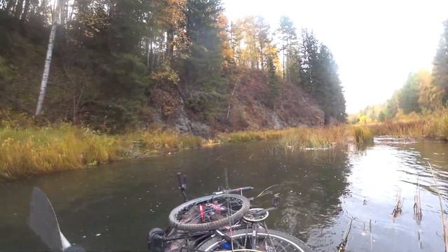 Осенний веловодный поход по реке Алчедат, 3 часть. Азаново - Мальцево. Одиночные сплав! смотреть онлайн