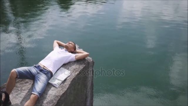 Поет М Подчаший С Есенин Не жалею, не зову, не плачу смотреть онлайн