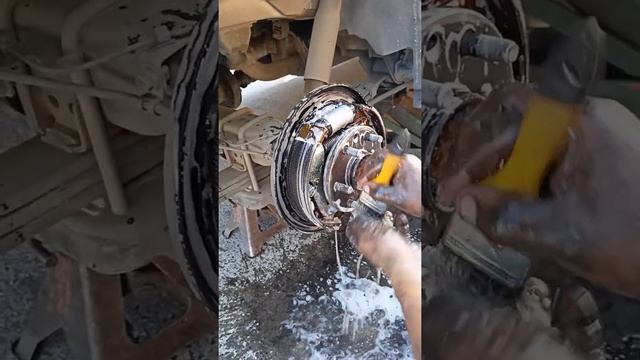 brake cleaning Toyota GL 2020 смотреть онлайн