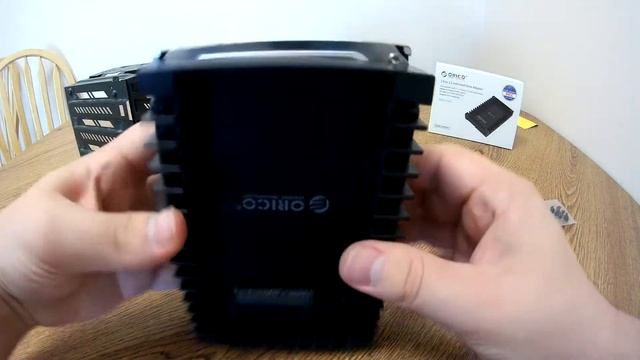 Does It Work? - Orico 2.5 to 3.5 inch Hard Drive Caddy / Adapter (1125SS) смотреть онлайн