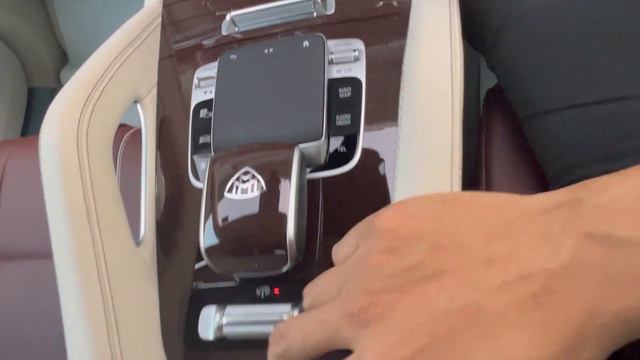 Mercedes Benz GLS Maybach India (Hindi) Walkaround & Features Review смотреть онлайн