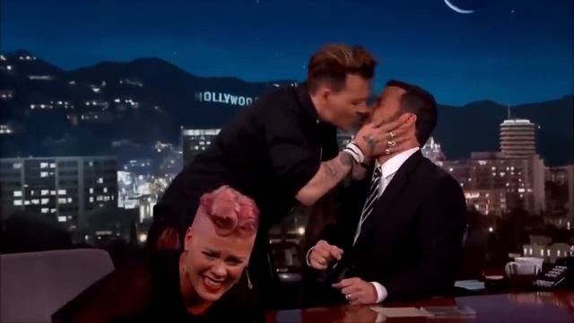 ЭМБЕР ХЁРД ИЗГОЙ: ПОТЕРЯ РОЛИ В АКВАМЕНЕ 2 И ТЁМНОЕ ПРОШЛОЕ ТОЙ, КТО ХОТЕЛА ПОГУБИТЬ ДЖОННИ ДЕППА смотреть онлайн