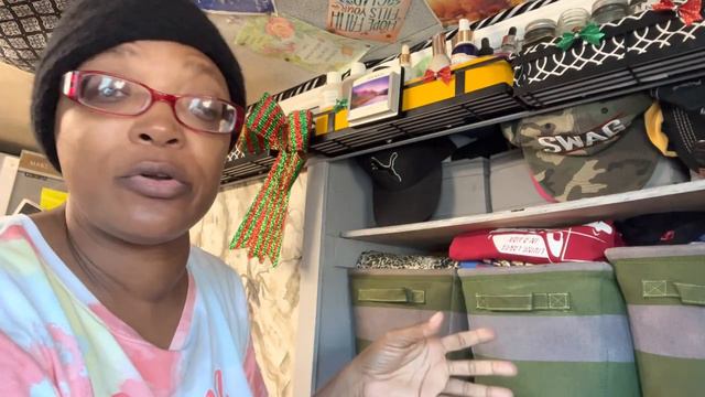 DIY Vanlife Floor To Ceiling Closet Explained || Living In My Van смотреть онлайн