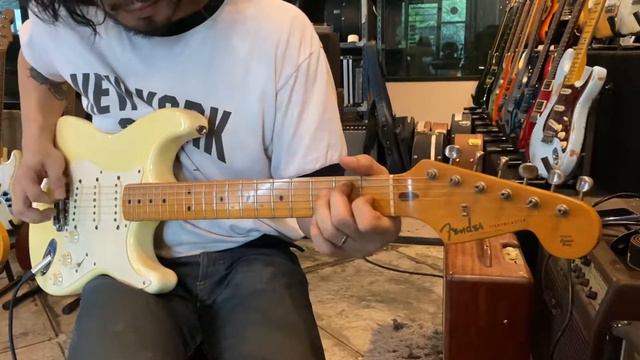 Fender American Vintage '57 Yamano 1990 Blonde White смотреть онлайн