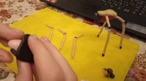 Как слепить грузового страйдера из Half-Life:Alyx.