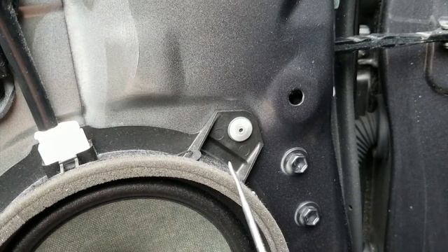 How To Remove 2013-2018 Toyota Rav4 Door And Dash Speakers. смотреть онлайн