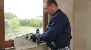 Поэтапный монтаж окна с монтажной пеной TYTAN