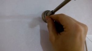 Как повесить карниз для штор на стену?