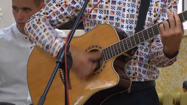 В этот день прекрасный, для вас праздничный / Свадебная песня смотреть онлайн