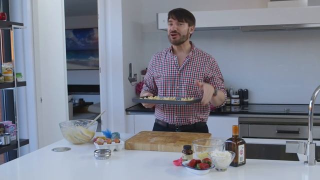 Eric Lanlard's Gateau St. Honore Recipe смотреть онлайн