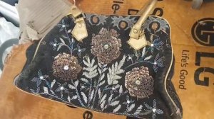 Это надо видеть ! Тонны вещей выставили на улицу в Австралии.Не свалка ,а барахолка.