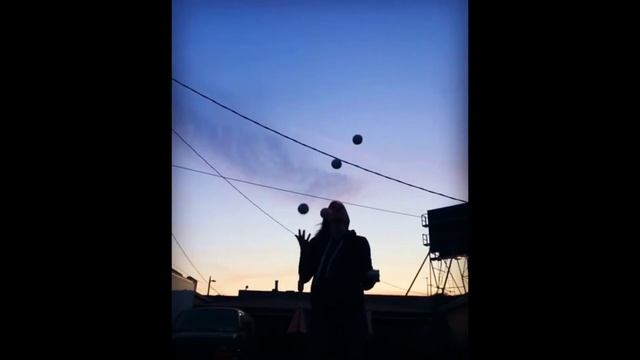 Juggling Helps My Depression - Flowtoys 2019 Juggler Profiles #whyijuggle смотреть онлайн