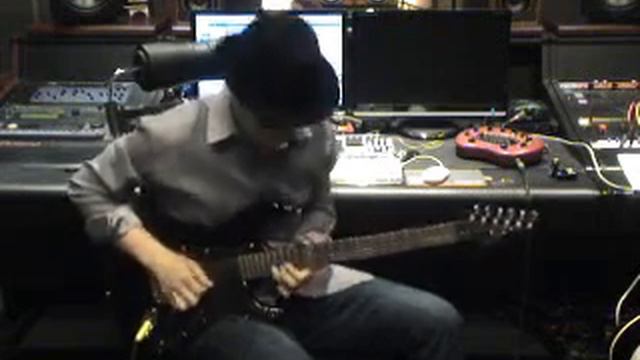 Park Chang Gon plays the Swing Shadow HO Guitar смотреть онлайн