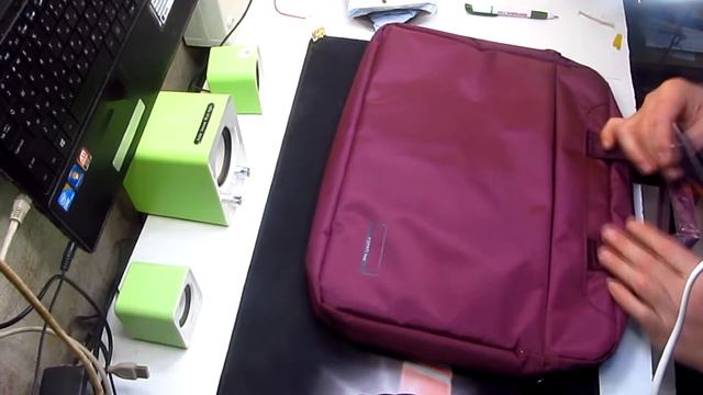 Сумка для ноутбука 17 дюймов и салфетка для авто смотреть онлайн