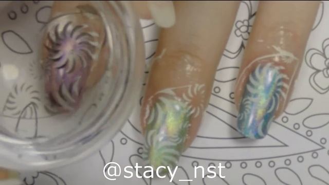 ГОЛОГРАФИЧЕСКИЙ маникюр ? Простой и быстрый дизайн ногтей ? смотреть онлайн