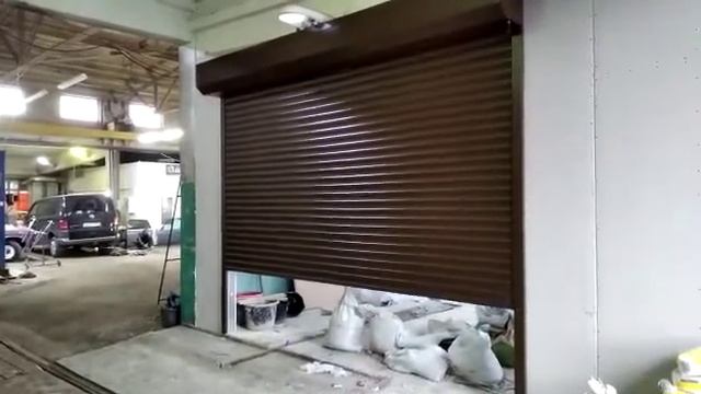 Роллетные ворота в помещении смотреть онлайн
