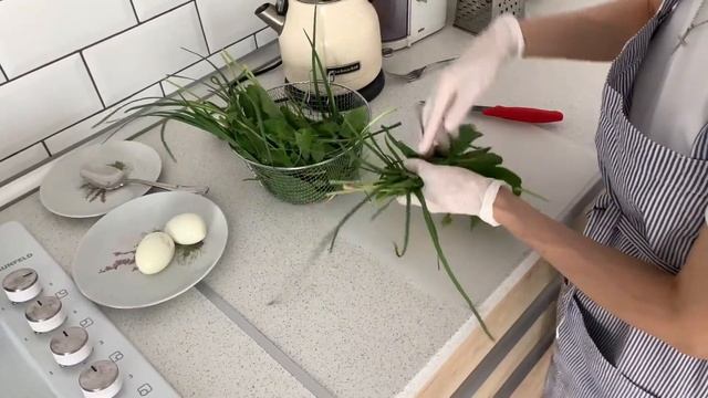 Зелёные щи из молодой зелени смотреть онлайн