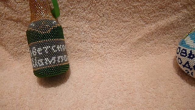 Игрушки на Новогоднюю ёлку из бисера смотреть онлайн