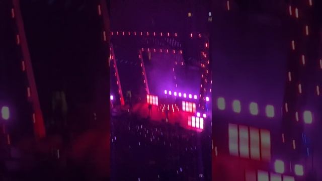 The 5SOS Show - MSG 8/21/23 (pt 8) смотреть онлайн