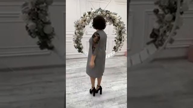 Нарядное платье трапеция с гипюровыми вставками смотреть онлайн