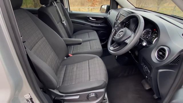 Mercedes Benz Vito 114B/T Tourer Select L3 Extra Long 9 Seater KX19 PBO смотреть онлайн