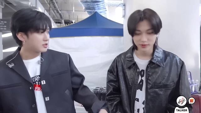 Чанбин продвигает дудл весь выпуск