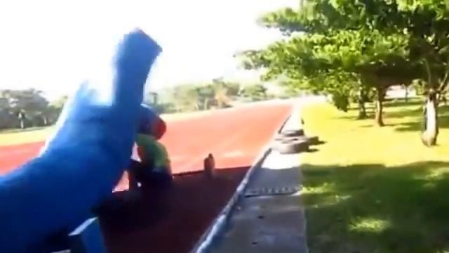 Смешное видео ПРИДУРКИ Приколы ржака Прикольное видео Сборка приколов 02 смотреть онлайн