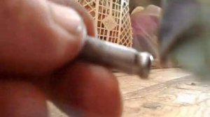 Офисные кресла.Не катится. Как разобрать снять ролики смазать почистить колеса