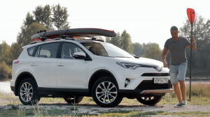 Toyota RAV4  2.5 АТ  Обзор 2017 / КАК НОВЫЙ