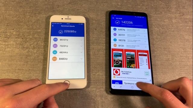 iPhone 8 vs Samsung Galaxy A9 2018 смотреть онлайн
