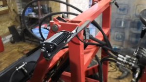 Мини-погрузчик. Да будет свет.