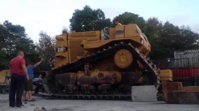 Бульдозер CAT D10R после ремонта ООО Транссфера г. Владивосток смотреть онлайн
