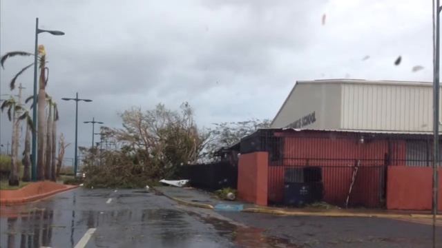 Huracán María en Carolina, Puerto Rico смотреть онлайн
