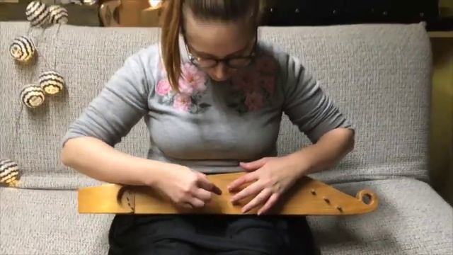 How to Play Finnish 5 String Kantele смотреть онлайн