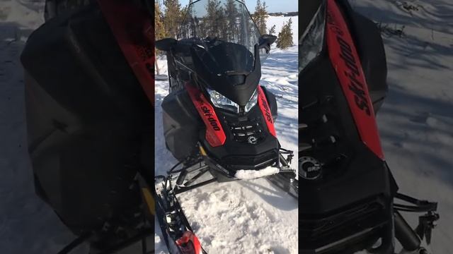 2020 Ski Doo Expedition SE 900 Ace Turbo 2200 Km Review