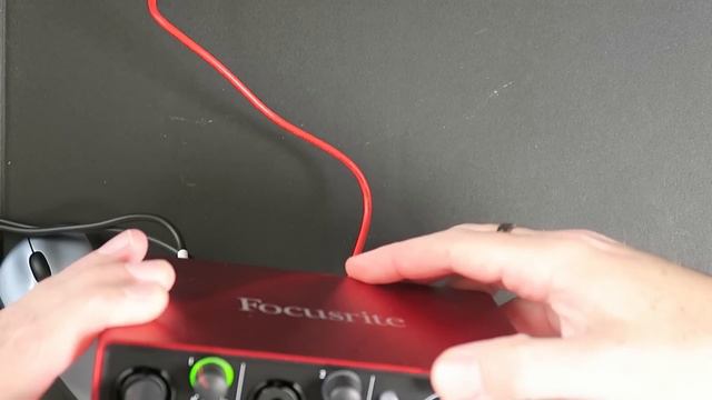 Focusrite Scarlett 2i2 (2nd Gen) Unbox and Workout смотреть онлайн