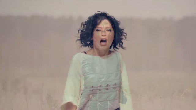 Antra Stafecka - Maldugunis dzēšot (OFFICIAL VIDEO) смотреть онлайн